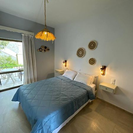 The 3 Little Pigs Apartments Σιδάρι Εξωτερικό φωτογραφία
